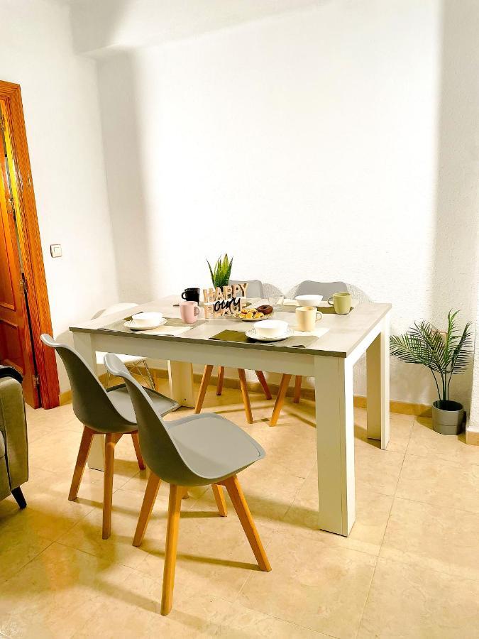 Apartamento Centro Playa Estacion De Tren Malaga Exterior photo